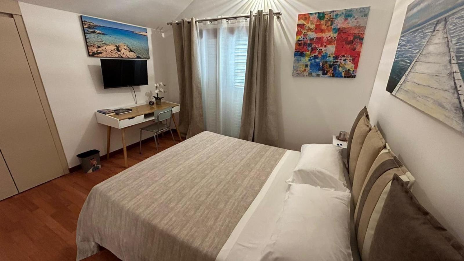Mansarda Luxury Apartment ตารันโต ภายนอก รูปภาพ